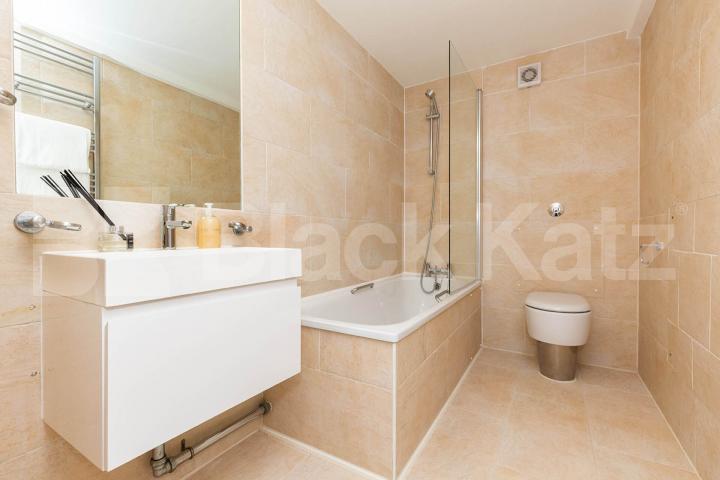 			1 Bedroom, 1 bath, 1 reception Apartment			 Ability Plaza, DALSTON/HAGGERSTON